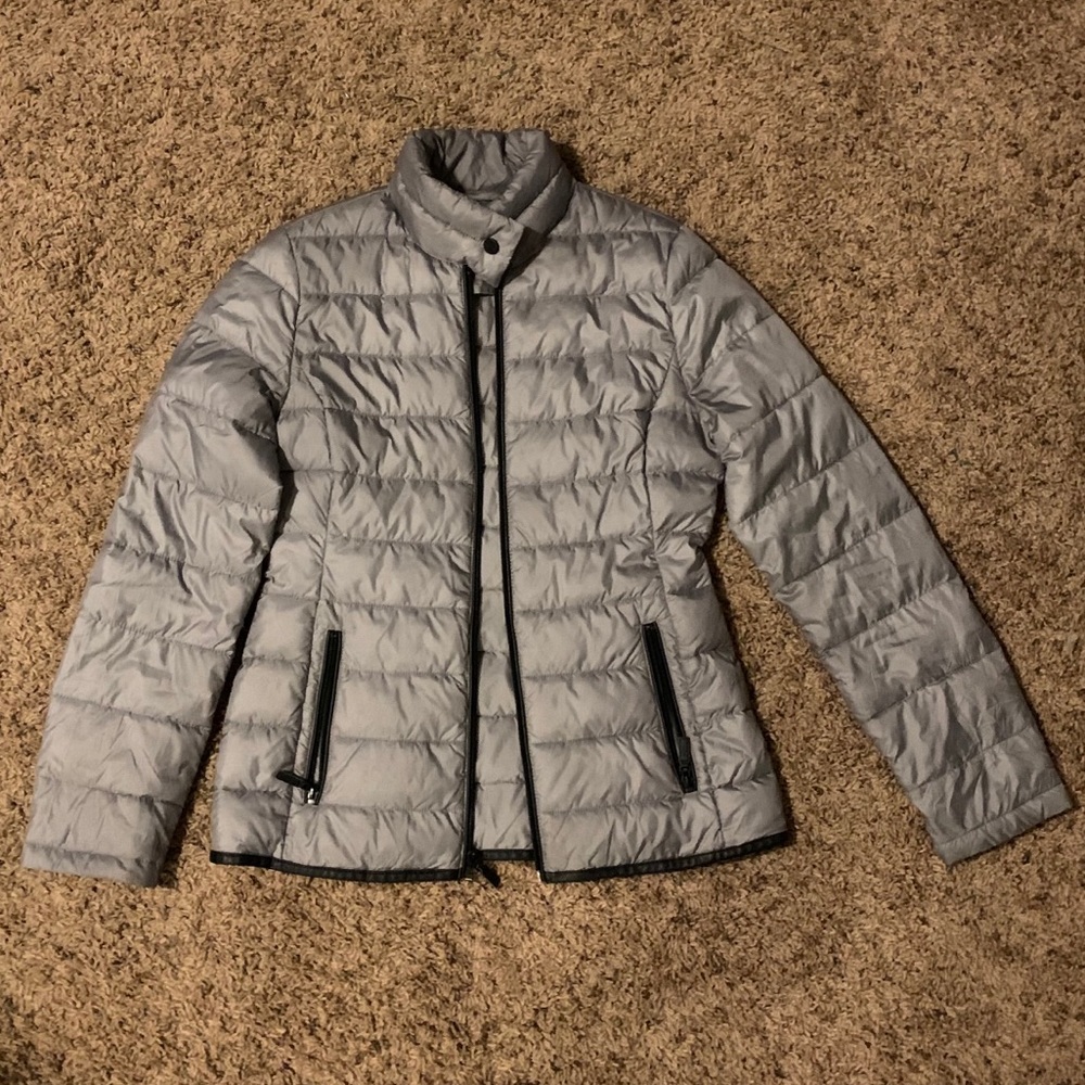 ⚡️ SOLD ⚡️Packable Kenneth Cole puffer jacket